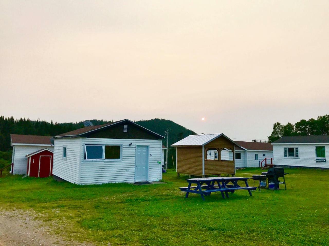Bonne Bay Cottages Bonne Bay Pond Exterior photo